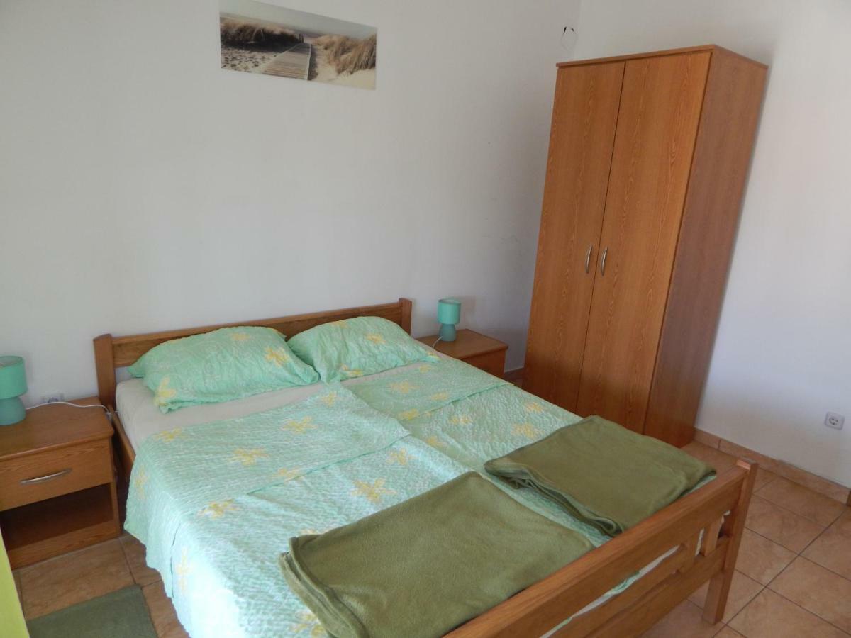Apartmani Nin Luaran gambar