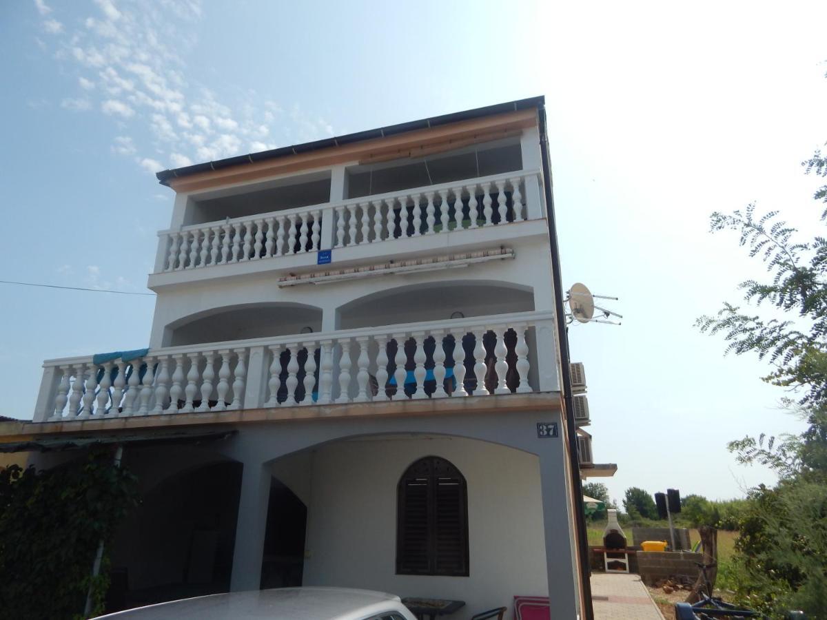 Apartmani Nin Luaran gambar