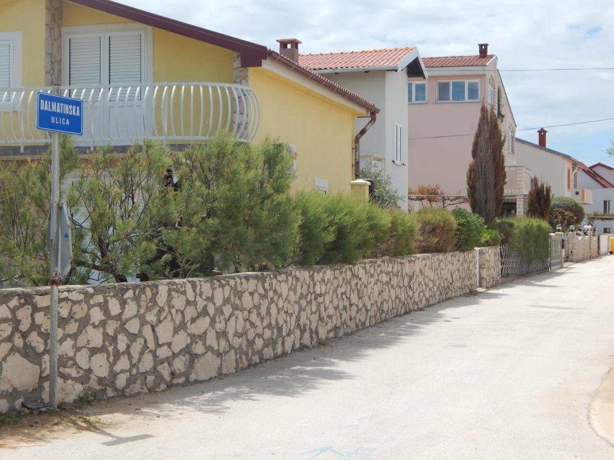 Apartmani Nin Luaran gambar